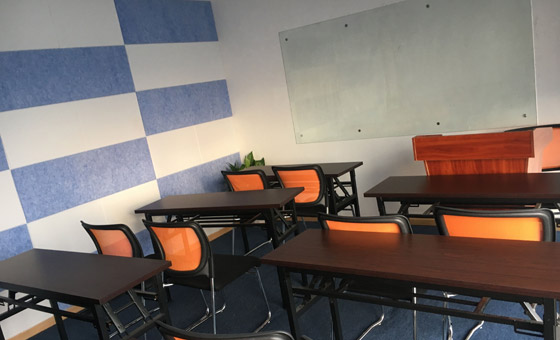 �^����У�^����